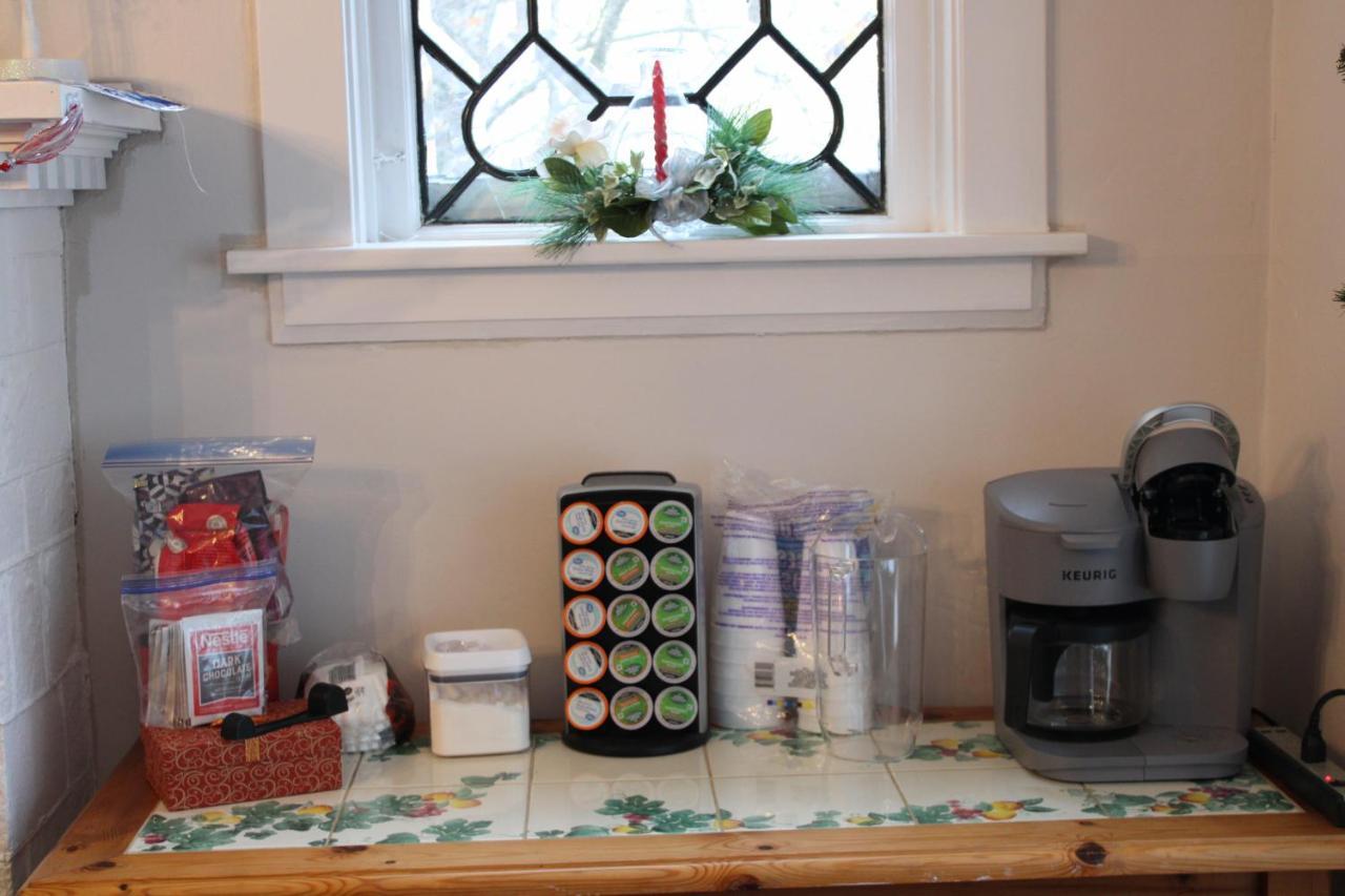The Hillside B&B. Home W/ Breakfast Service! ウィスコンシン デルズ エクステリア 写真