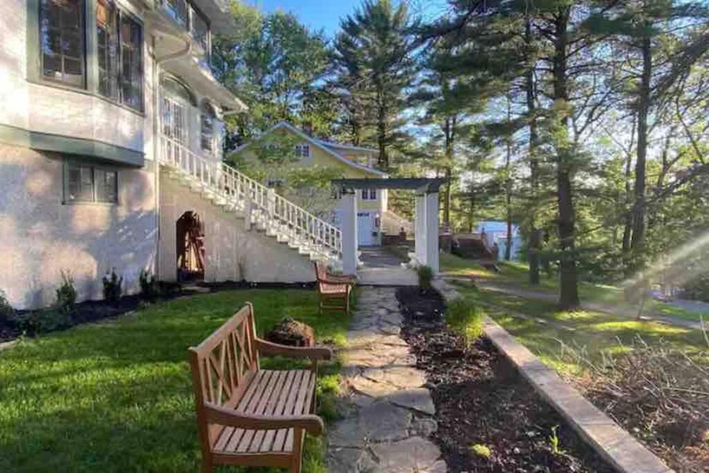 The Hillside B&B. Home W/ Breakfast Service! ウィスコンシン デルズ エクステリア 写真